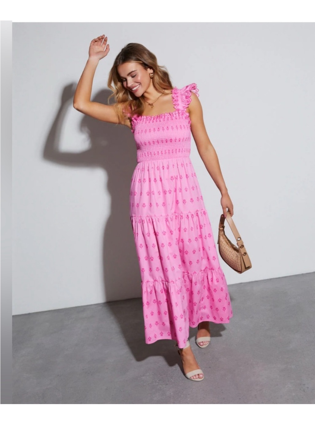 Moon River Smocked Tiered Midi Dress Pink Floral Babydoll Flared Sz M
